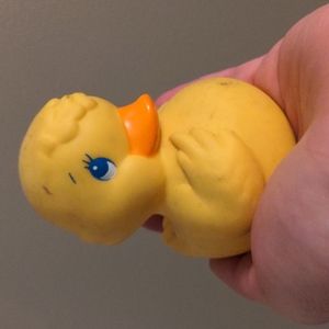 3/15$ Super Cute Vintage Rubber Ducky from 1985, perfect cosmetic condition